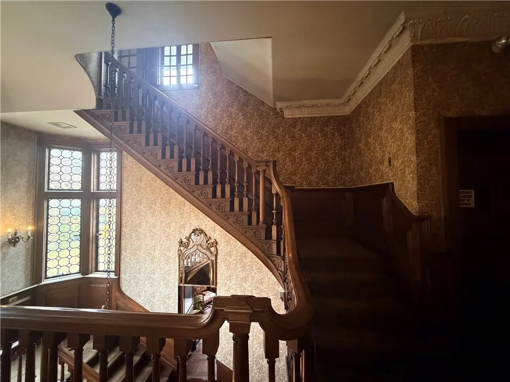 1441 East Avenue, Rochester, New York 14610, Rochester, New York 14610, ,Commercial Lease,For Rent,1441 East Avenue, Rochester, New York 14610,0,R1649621