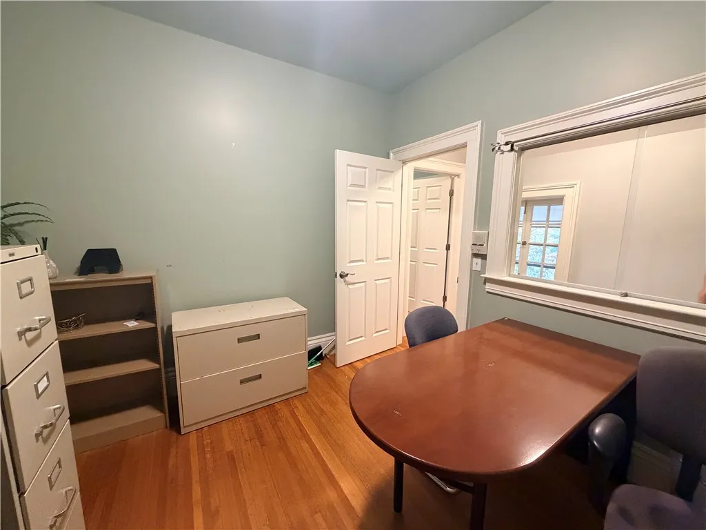 1441 East Avenue, Rochester, New York 14610, Rochester, New York 14610, ,Commercial Lease,For Rent,1441 East Avenue, Rochester, New York 14610,0,R1649621