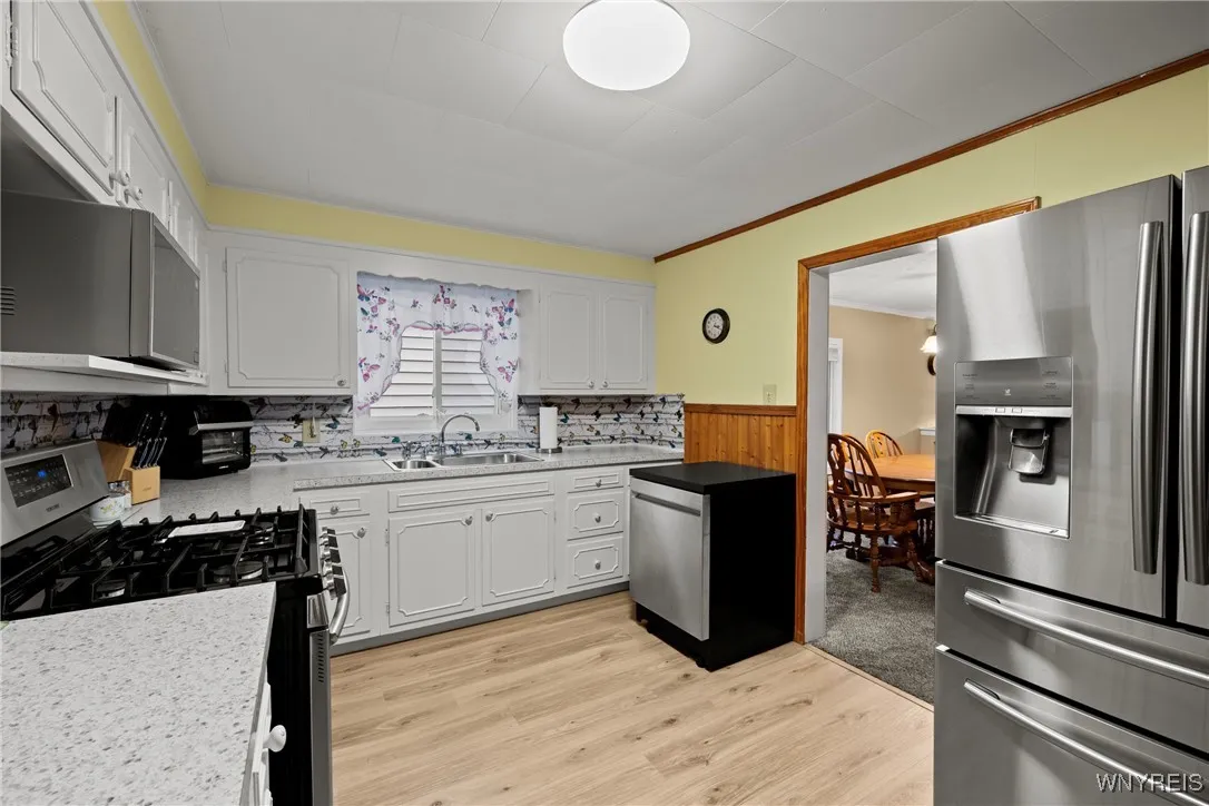 120 South Ocelot Street, Dunkirk, New York 14048, Dunkirk, New York 14048, 2 Bedrooms Bedrooms, 7 Rooms Rooms,2 BathroomsBathrooms,Residential,For Sale,120 South Ocelot Street, Dunkirk, New York 14048,0,B1649927