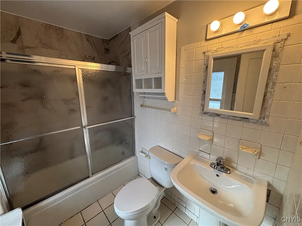 144 Ruth Avenue, Syracuse, New York 13210, Syracuse, New York 13210, 3 Bedrooms Bedrooms, 8 Rooms Rooms,2 BathroomsBathrooms,Residential,For Sale,144 Ruth Avenue, Syracuse, New York 13210,0,S1649884