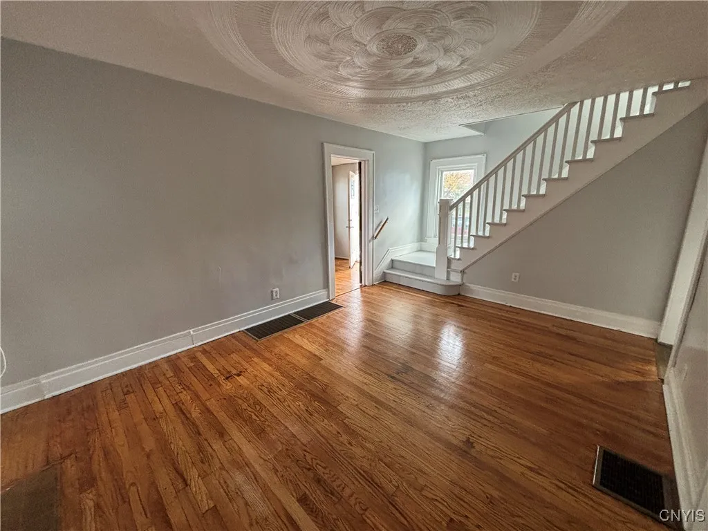 144 Ruth Avenue, Syracuse, New York 13210, Syracuse, New York 13210, 3 Bedrooms Bedrooms, 8 Rooms Rooms,2 BathroomsBathrooms,Residential,For Sale,144 Ruth Avenue, Syracuse, New York 13210,0,S1649884