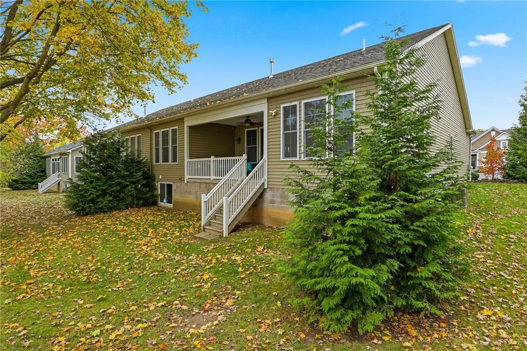 27 Threadleaf Lane, Penfield, New York 14526, Penfield, New York 14526, 3 Bedrooms Bedrooms, 11 Rooms Rooms,3 BathroomsBathrooms,Residential,For Sale,27 Threadleaf Lane, Penfield, New York 14526,0,R1649932
