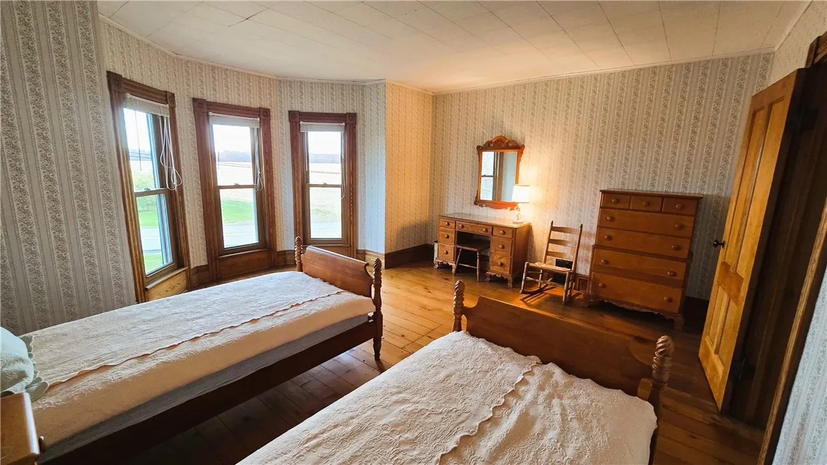 1510 Kendall Road, Kendall, New York 14476, Kendall, New York 14476, 5 Bedrooms Bedrooms, 10 Rooms Rooms,1 BathroomBathrooms,Residential,For Sale,1510 Kendall Road, Kendall, New York 14476,0,R1649936