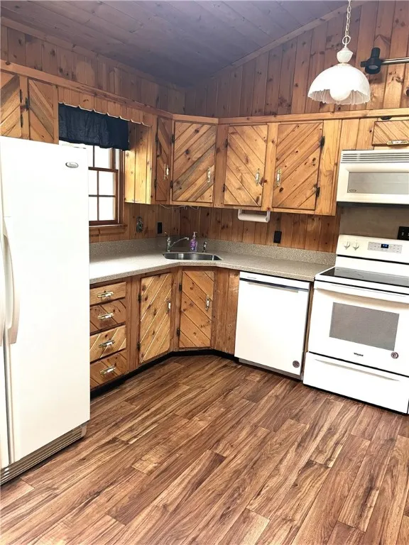 4088 County Highway 22, Walton, New York 13856, Walton, New York 13856, 4 Bedrooms Bedrooms, 9 Rooms Rooms,2 BathroomsBathrooms,Residential,For Sale,4088 County Highway 22, Walton, New York 13856,0,R1649945