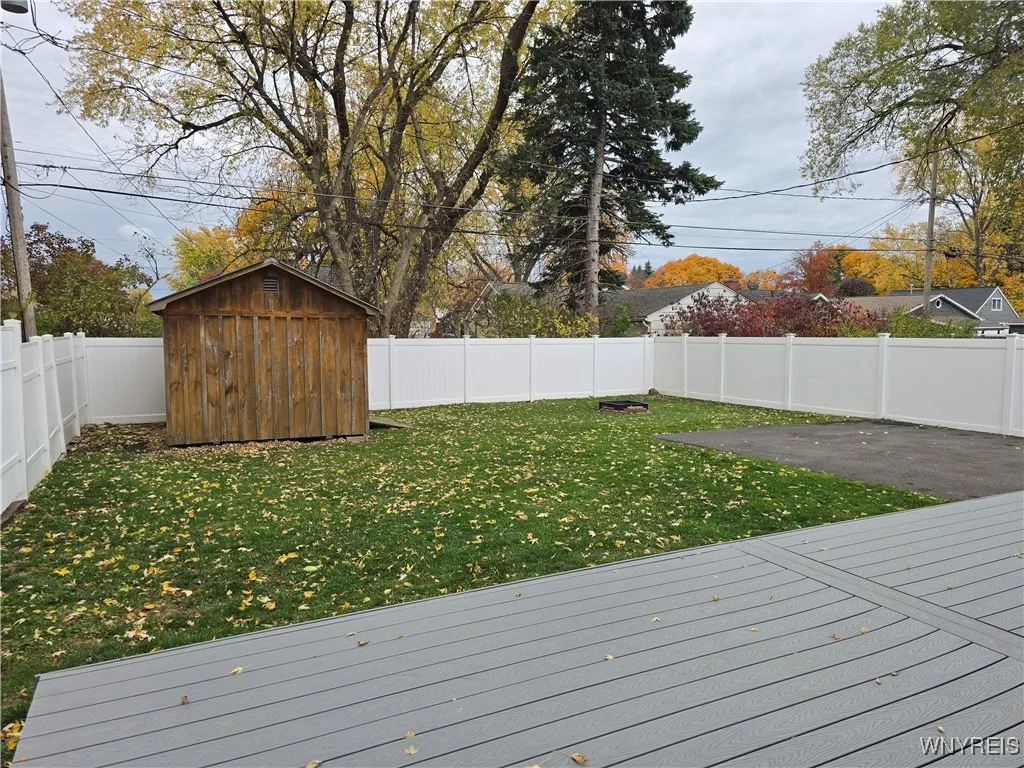 203 Edward Street, North Tonawanda, New York 14120, North Tonawanda, New York 14120, 4 Bedrooms Bedrooms, 7 Rooms Rooms,1 BathroomBathrooms,Residential,For Sale,203 Edward Street, North Tonawanda, New York 14120,0,B1649924