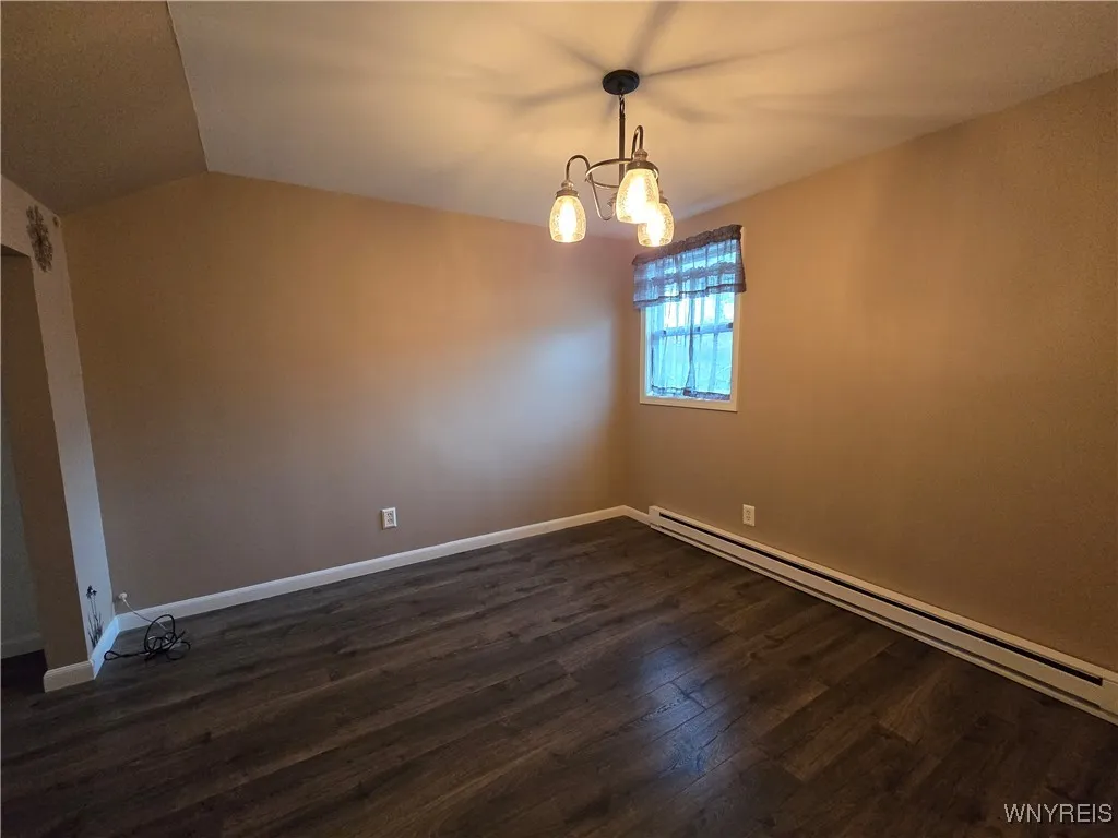 2nd floor bdrm