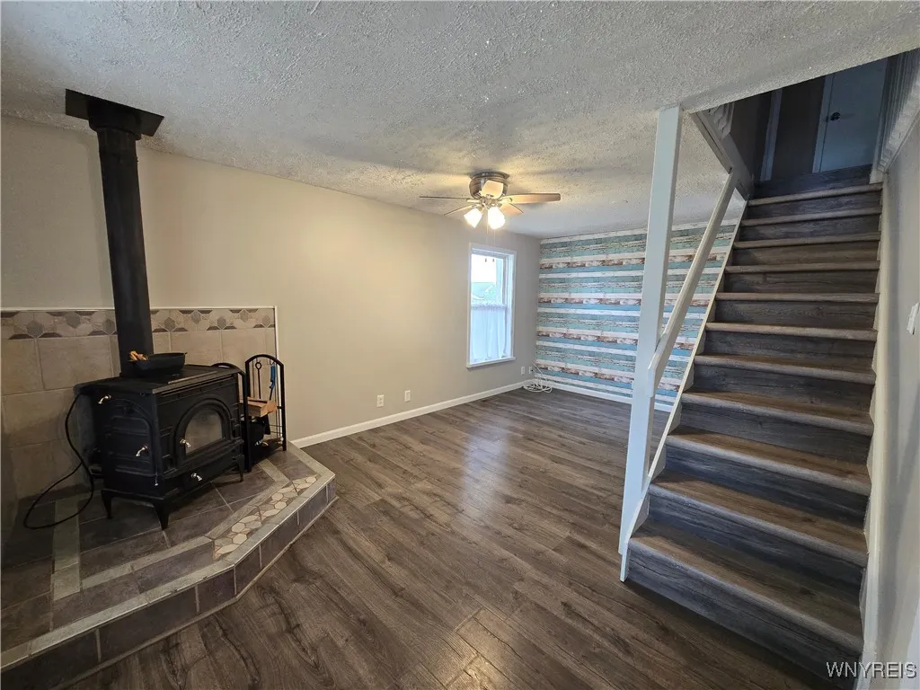 203 Edward Street, North Tonawanda, New York 14120, North Tonawanda, New York 14120, 4 Bedrooms Bedrooms, 7 Rooms Rooms,1 BathroomBathrooms,Residential,For Sale,203 Edward Street, North Tonawanda, New York 14120,0,B1649924