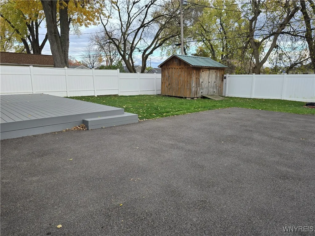 203 Edward Street, North Tonawanda, New York 14120, North Tonawanda, New York 14120, 4 Bedrooms Bedrooms, 7 Rooms Rooms,1 BathroomBathrooms,Residential,For Sale,203 Edward Street, North Tonawanda, New York 14120,0,B1649924