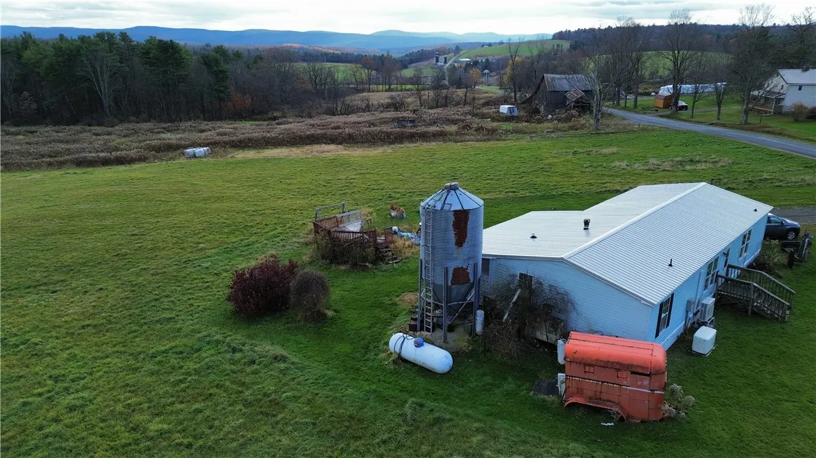 194 Newton Town Road, Bainbridge, New York 13733, Bainbridge, New York 13733, 3 Bedrooms Bedrooms, 8 Rooms Rooms,2 BathroomsBathrooms,Residential,For Sale,194 Newton Town Road, Bainbridge, New York 13733,0,R1649250