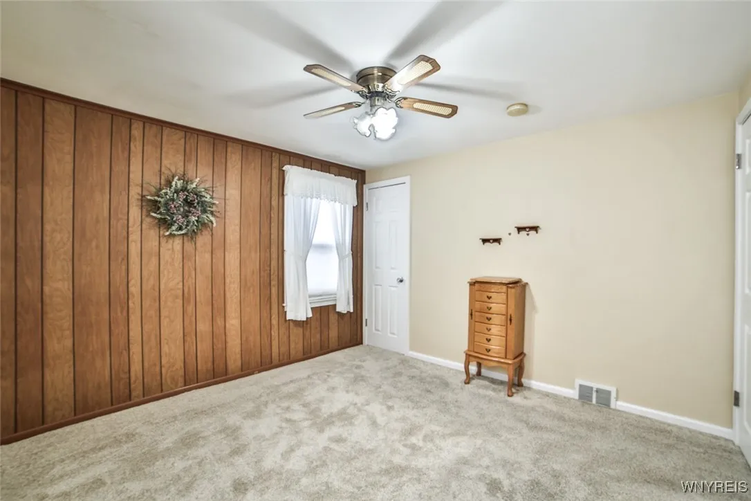 210 Pickford Avenue, Tonawanda, New York 14223, Tonawanda, New York 14223, 3 Bedrooms Bedrooms, 10 Rooms Rooms,2 BathroomsBathrooms,Residential,For Sale,210 Pickford Avenue, Tonawanda, New York 14223,0,B1649732