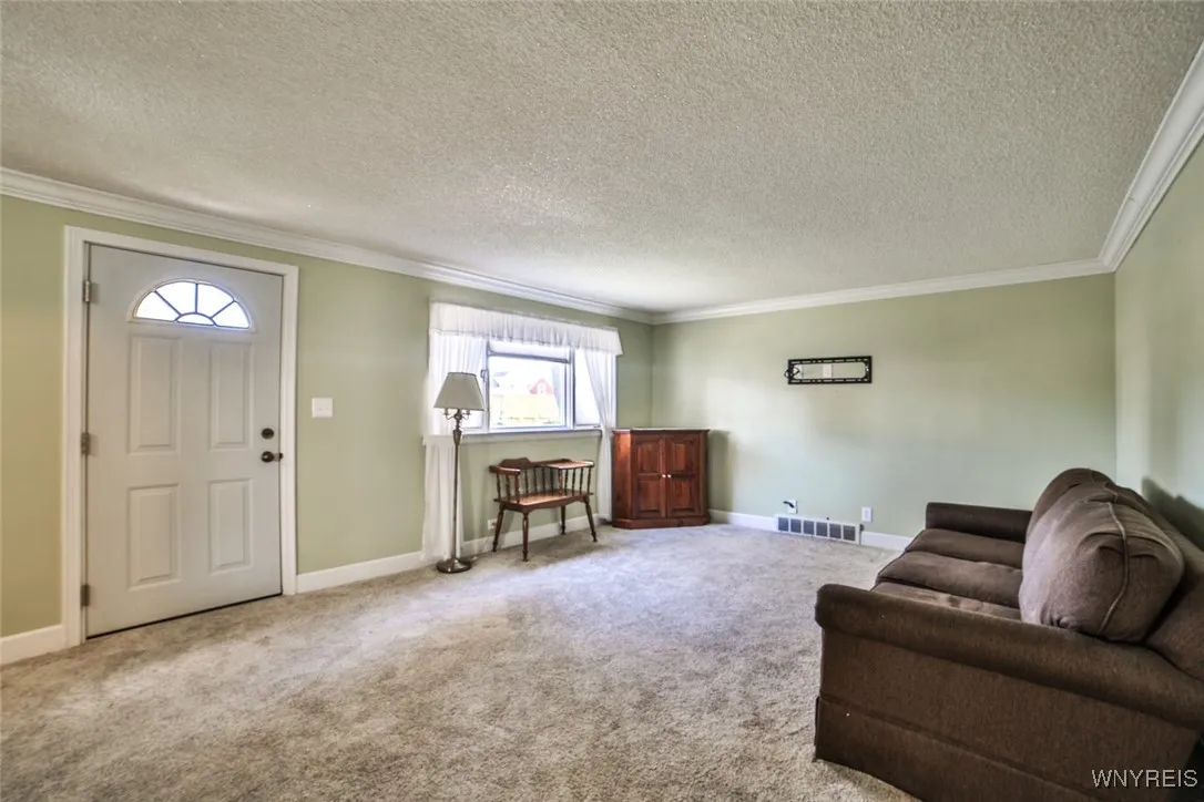 210 Pickford Avenue, Tonawanda, New York 14223, Tonawanda, New York 14223, 3 Bedrooms Bedrooms, 10 Rooms Rooms,2 BathroomsBathrooms,Residential,For Sale,210 Pickford Avenue, Tonawanda, New York 14223,0,B1649732