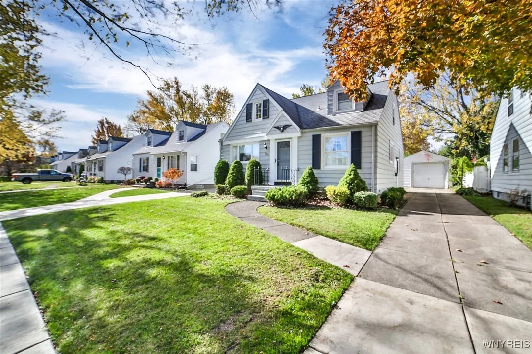 210 Pickford Avenue, Tonawanda, New York 14223, Tonawanda, New York 14223, 3 Bedrooms Bedrooms, 10 Rooms Rooms,2 BathroomsBathrooms,Residential,For Sale,210 Pickford Avenue, Tonawanda, New York 14223,0,B1649732