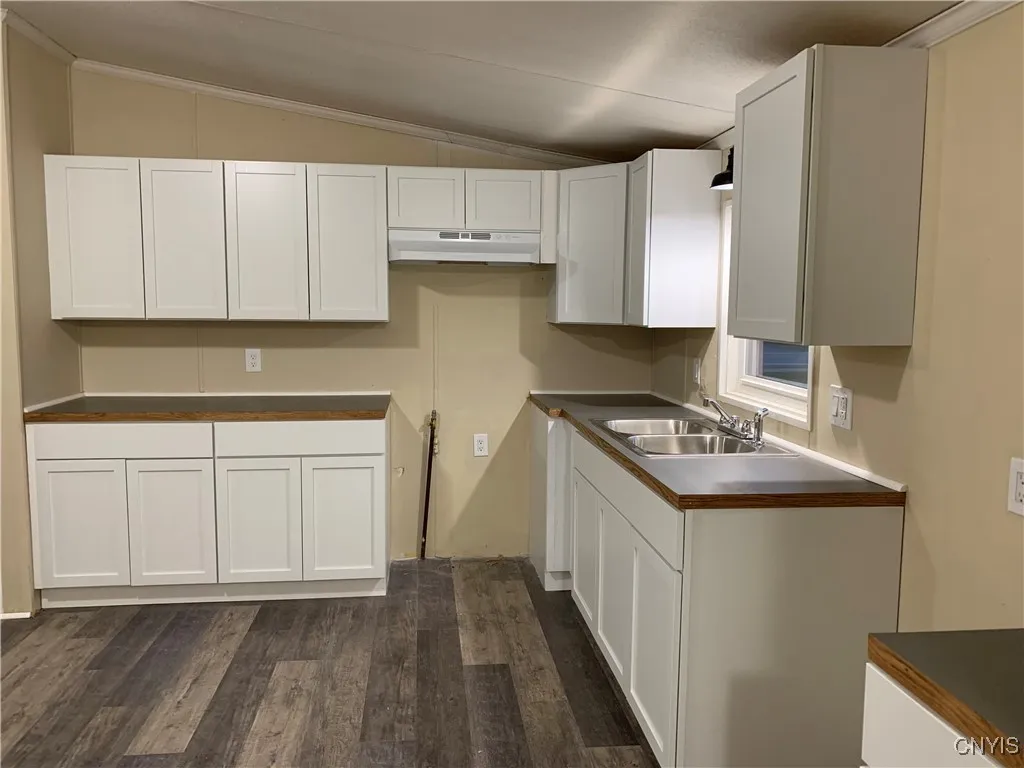 1 Mill Street, Kirkland, New York 13321, Kirkland, New York 13321, 3 Bedrooms Bedrooms, 7 Rooms Rooms,2 BathroomsBathrooms,Residential,For Sale,1 Mill Street, Kirkland, New York 13321,0,S1649866