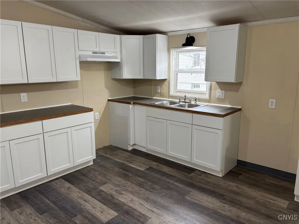 1 Mill Street, Kirkland, New York 13321, Kirkland, New York 13321, 3 Bedrooms Bedrooms, 7 Rooms Rooms,2 BathroomsBathrooms,Residential,For Sale,1 Mill Street, Kirkland, New York 13321,0,S1649866