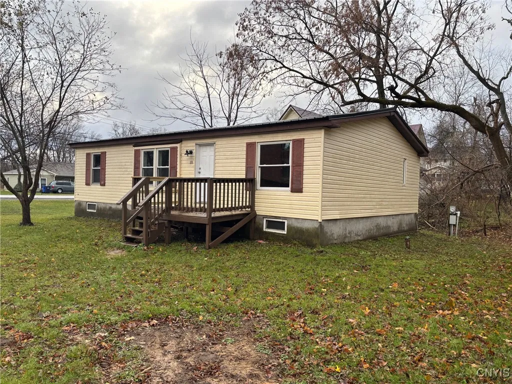 1 Mill Street, Kirkland, New York 13321, Kirkland, New York 13321, 3 Bedrooms Bedrooms, 7 Rooms Rooms,2 BathroomsBathrooms,Residential,For Sale,1 Mill Street, Kirkland, New York 13321,0,S1649866