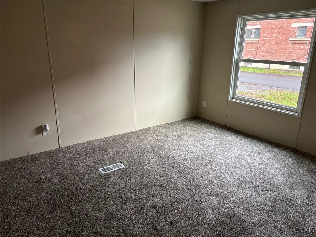 1 Mill Street, Kirkland, New York 13321, Kirkland, New York 13321, 3 Bedrooms Bedrooms, 7 Rooms Rooms,2 BathroomsBathrooms,Residential,For Sale,1 Mill Street, Kirkland, New York 13321,0,S1649866