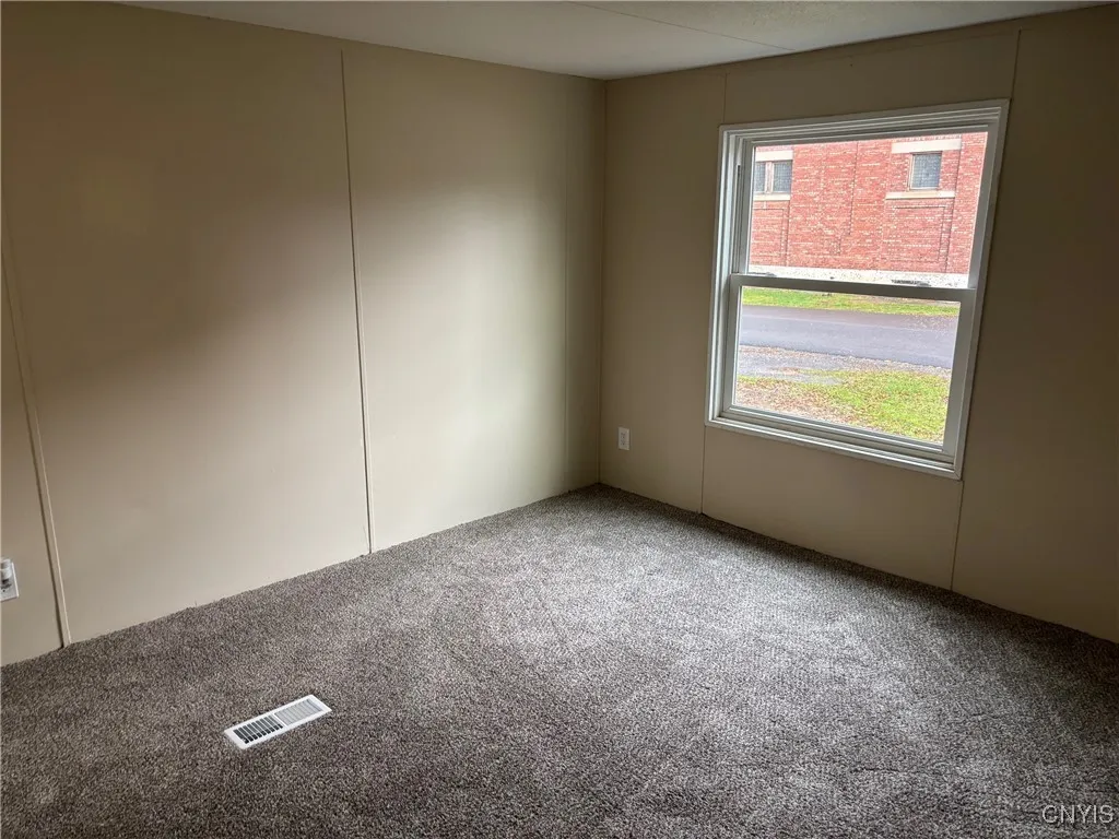 1 Mill Street, Kirkland, New York 13321, Kirkland, New York 13321, 3 Bedrooms Bedrooms, 7 Rooms Rooms,2 BathroomsBathrooms,Residential,For Sale,1 Mill Street, Kirkland, New York 13321,0,S1649866