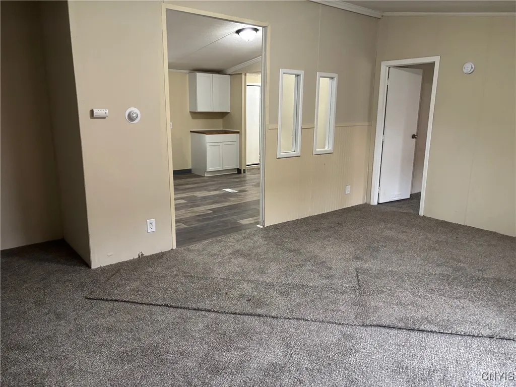 1 Mill Street, Kirkland, New York 13321, Kirkland, New York 13321, 3 Bedrooms Bedrooms, 7 Rooms Rooms,2 BathroomsBathrooms,Residential,For Sale,1 Mill Street, Kirkland, New York 13321,0,S1649866