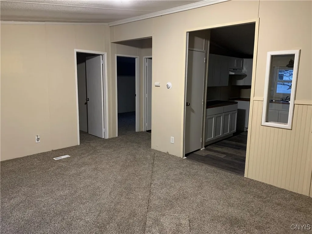 1 Mill Street, Kirkland, New York 13321, Kirkland, New York 13321, 3 Bedrooms Bedrooms, 7 Rooms Rooms,2 BathroomsBathrooms,Residential,For Sale,1 Mill Street, Kirkland, New York 13321,0,S1649866