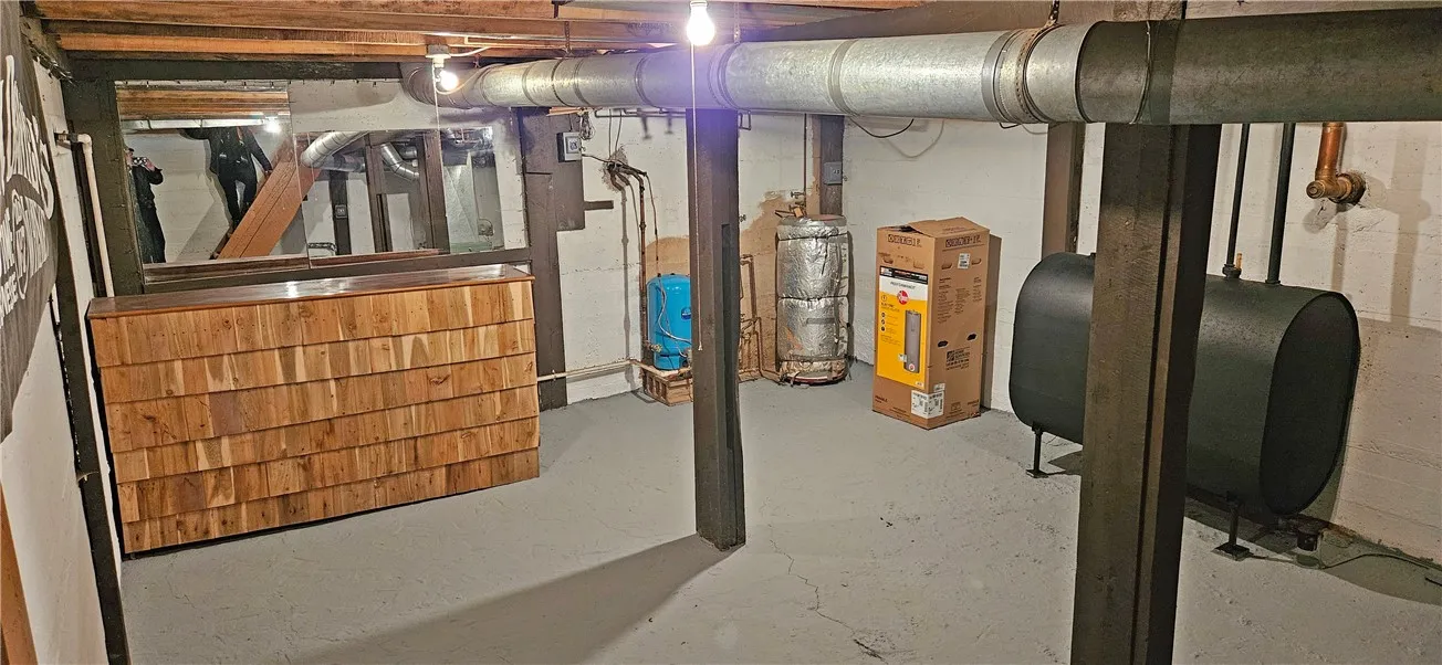 987 Brush Ridge Road, Middletown, New York 12406, Middletown, New York 12406, 2 Bedrooms Bedrooms, 6 Rooms Rooms,1 BathroomBathrooms,Residential,For Sale,987 Brush Ridge Road, Middletown, New York 12406,0,R1649751