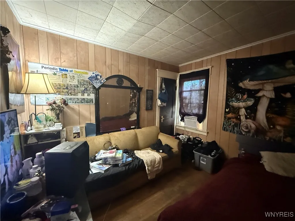 216 Lasalle Avenue, Buffalo, New York 14214, Buffalo, New York 14214, 4 Bedrooms Bedrooms, 6 Rooms Rooms,2 BathroomsBathrooms,Residential,For Sale,216 Lasalle Avenue, Buffalo, New York 14214,0,B1648579