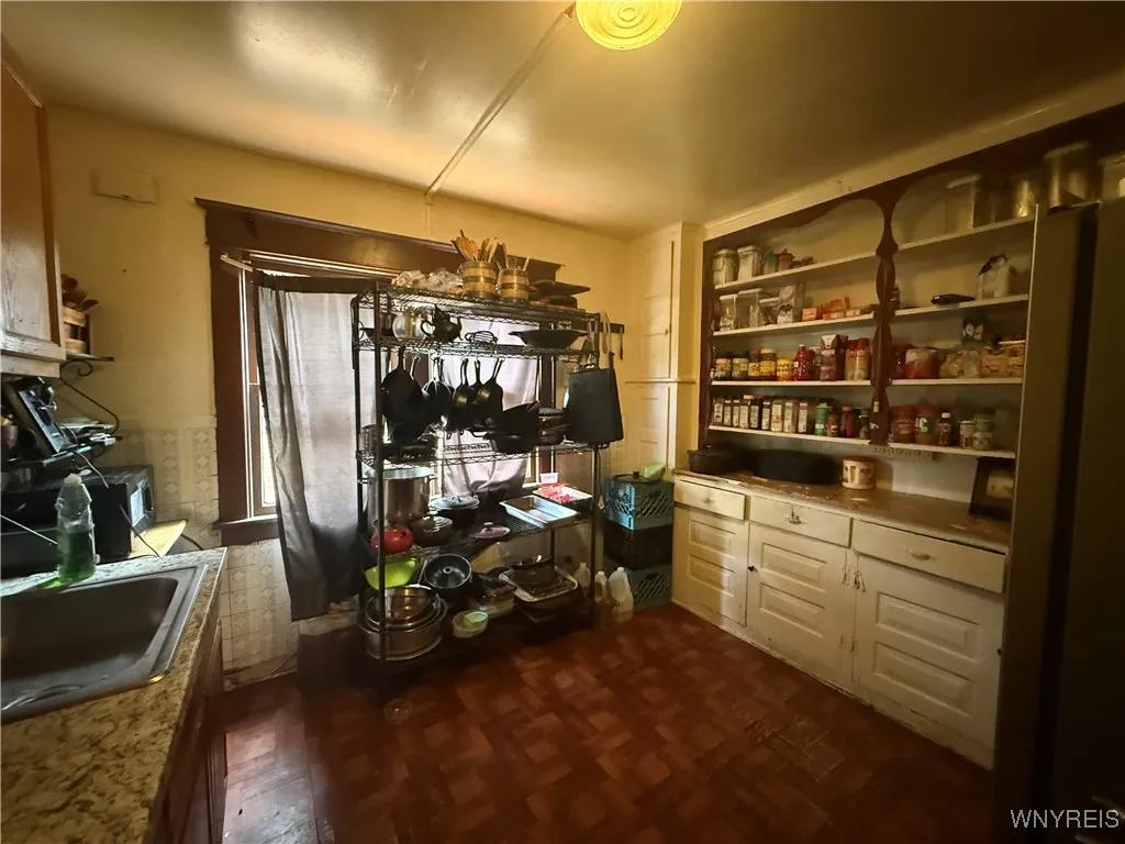 216 Lasalle Avenue, Buffalo, New York 14214, Buffalo, New York 14214, 4 Bedrooms Bedrooms, 6 Rooms Rooms,2 BathroomsBathrooms,Residential,For Sale,216 Lasalle Avenue, Buffalo, New York 14214,0,B1648579