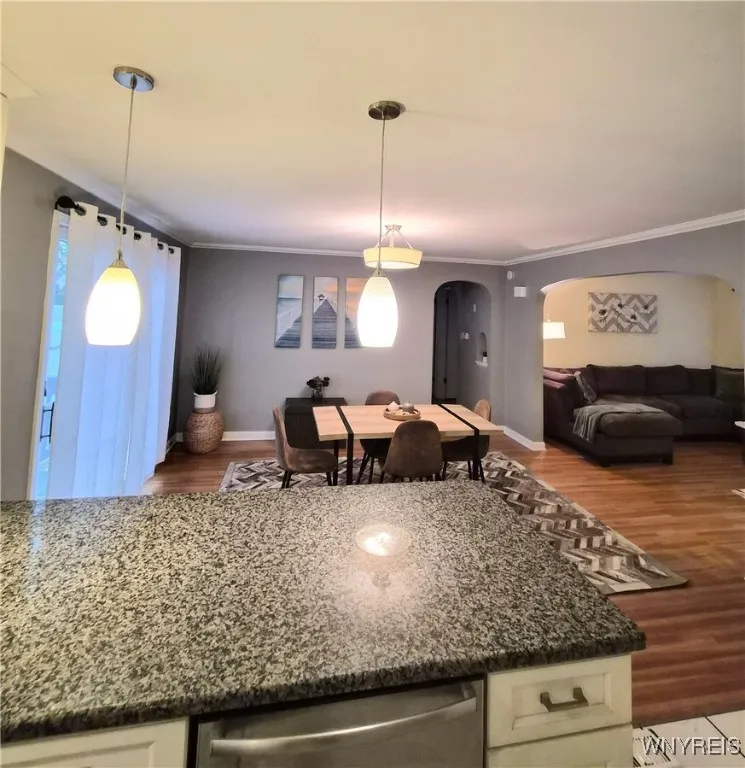 30 Manlon, Cheektowaga, New York 14225, Cheektowaga, New York 14225, 3 Bedrooms Bedrooms, 6 Rooms Rooms,2 BathroomsBathrooms,Residential Lease,For Rent,30 Manlon, Cheektowaga, New York 14225,0,B1649851