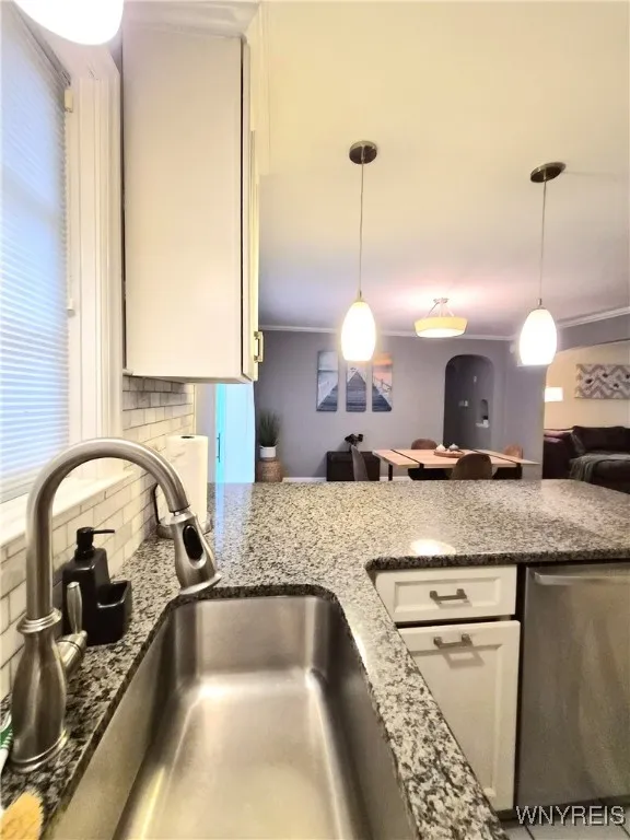 30 Manlon, Cheektowaga, New York 14225, Cheektowaga, New York 14225, 3 Bedrooms Bedrooms, 6 Rooms Rooms,2 BathroomsBathrooms,Residential Lease,For Rent,30 Manlon, Cheektowaga, New York 14225,0,B1649851