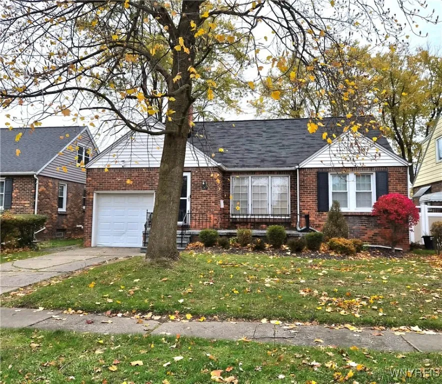 30 Manlon, Cheektowaga, New York 14225, Cheektowaga, New York 14225, 3 Bedrooms Bedrooms, 6 Rooms Rooms,2 BathroomsBathrooms,Residential Lease,For Rent,30 Manlon, Cheektowaga, New York 14225,0,B1649851