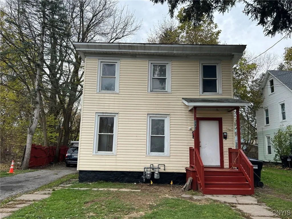 241 Fitch Street, Syracuse, New York 13204, Syracuse, New York 13204, 7 Bedrooms Bedrooms, ,2 BathroomsBathrooms,Residential,For Sale,241 Fitch Street, Syracuse, New York 13204,0,S1649959