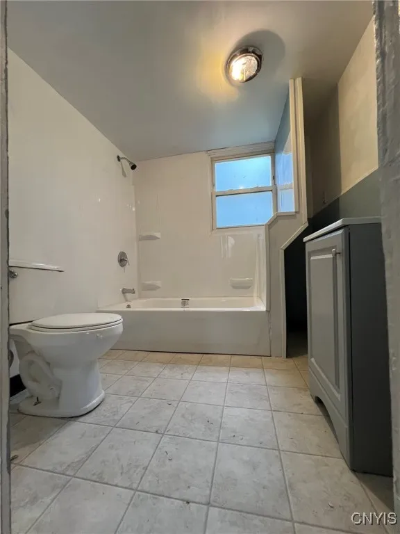 241 Fitch Street, Syracuse, New York 13204, Syracuse, New York 13204, 7 Bedrooms Bedrooms, ,2 BathroomsBathrooms,Residential,For Sale,241 Fitch Street, Syracuse, New York 13204,0,S1649959