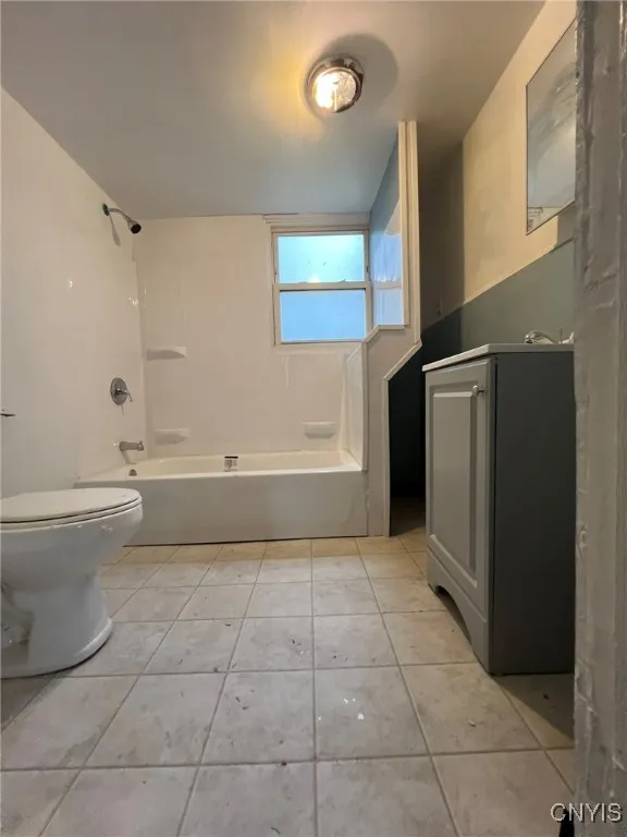 241 Fitch Street, Syracuse, New York 13204, Syracuse, New York 13204, 7 Bedrooms Bedrooms, ,2 BathroomsBathrooms,Residential,For Sale,241 Fitch Street, Syracuse, New York 13204,0,S1649959