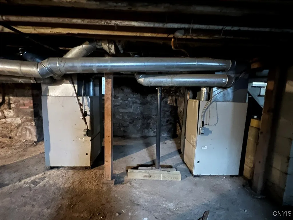 241 Fitch Street, Syracuse, New York 13204, Syracuse, New York 13204, 7 Bedrooms Bedrooms, ,2 BathroomsBathrooms,Residential,For Sale,241 Fitch Street, Syracuse, New York 13204,0,S1649959