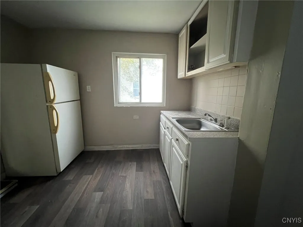 241 Fitch Street, Syracuse, New York 13204, Syracuse, New York 13204, 7 Bedrooms Bedrooms, ,2 BathroomsBathrooms,Residential,For Sale,241 Fitch Street, Syracuse, New York 13204,0,S1649959