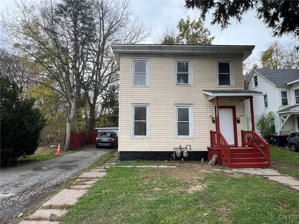 241 Fitch Street, Syracuse, New York 13204, Syracuse, New York 13204, 7 Bedrooms Bedrooms, ,2 BathroomsBathrooms,Residential,For Sale,241 Fitch Street, Syracuse, New York 13204,0,S1649959