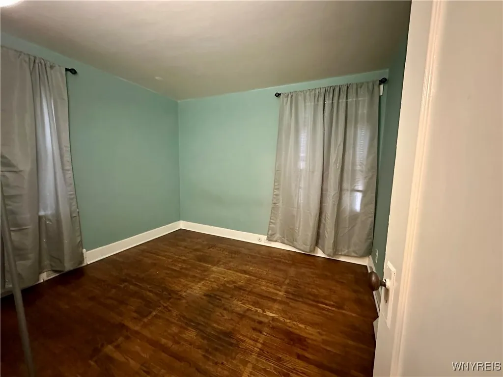 117 Shepard Avenue, Tonawanda, New York 14217, Tonawanda, New York 14217, 2 Bedrooms Bedrooms, 6 Rooms Rooms,1 BathroomBathrooms,Residential Lease,For Rent,117 Shepard Avenue, Tonawanda, New York 14217,0,B1649568