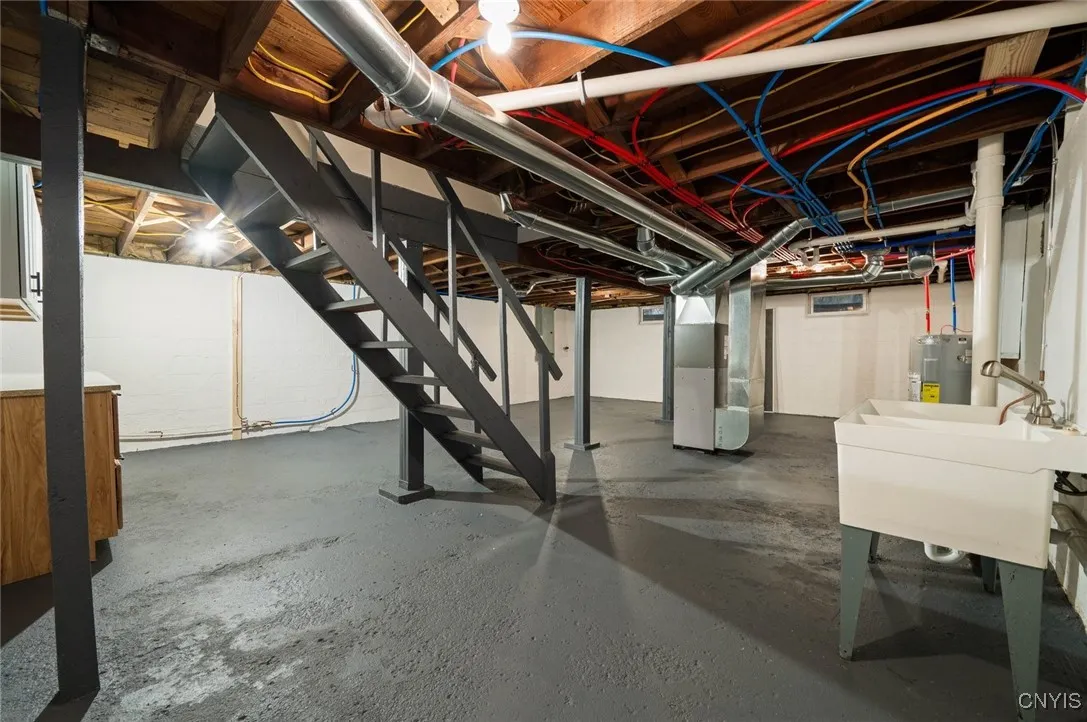 116 Riverview Parkway North, Rome, New York 13440, Rome, New York 13440, 3 Bedrooms Bedrooms, 6 Rooms Rooms,1 BathroomBathrooms,Residential,For Sale,116 Riverview Parkway North, Rome, New York 13440,0,S1648825