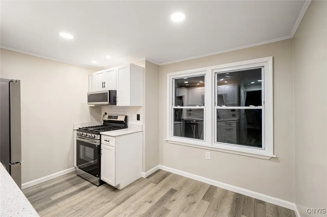 116 Riverview Parkway North, Rome, New York 13440, Rome, New York 13440, 3 Bedrooms Bedrooms, 6 Rooms Rooms,1 BathroomBathrooms,Residential,For Sale,116 Riverview Parkway North, Rome, New York 13440,0,S1648825