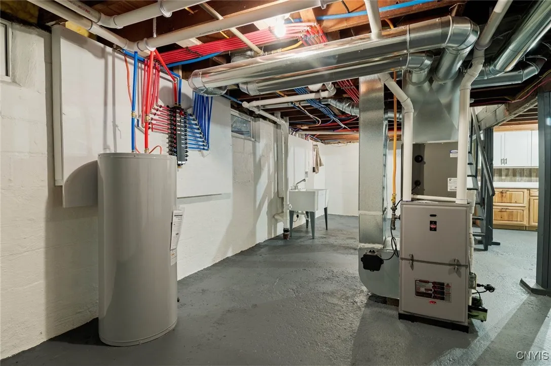 116 Riverview Parkway North, Rome, New York 13440, Rome, New York 13440, 3 Bedrooms Bedrooms, 6 Rooms Rooms,1 BathroomBathrooms,Residential,For Sale,116 Riverview Parkway North, Rome, New York 13440,0,S1648825