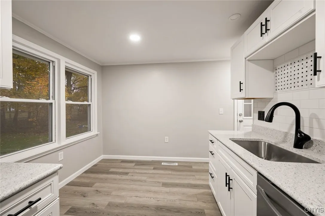 116 Riverview Parkway North, Rome, New York 13440, Rome, New York 13440, 3 Bedrooms Bedrooms, 6 Rooms Rooms,1 BathroomBathrooms,Residential,For Sale,116 Riverview Parkway North, Rome, New York 13440,0,S1648825