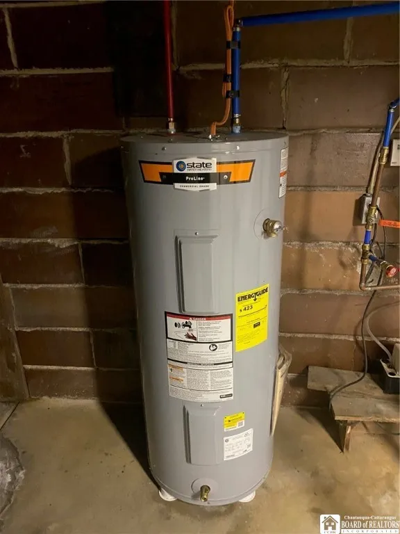 ELECTRIC HOT WATER TANK