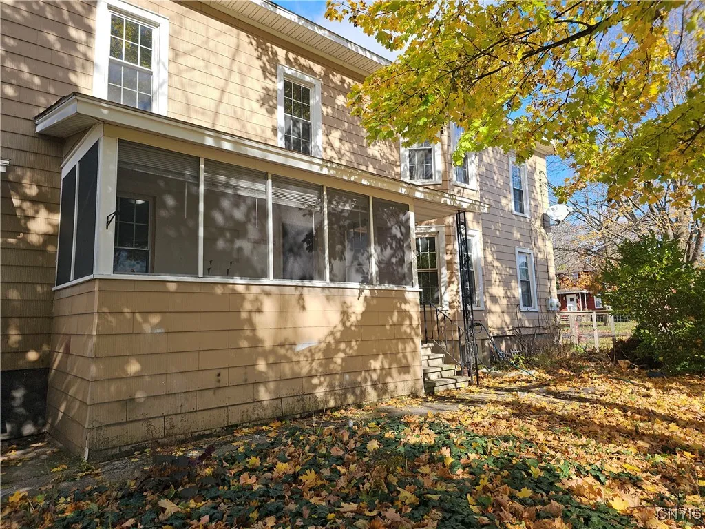 305 Highland Avenue, Dewitt, New York 13057, De Witt, New York 13057, 4 Bedrooms Bedrooms, ,3 BathroomsBathrooms,Residential,For Sale,305 Highland Avenue, Dewitt, New York 13057,0,S1649979