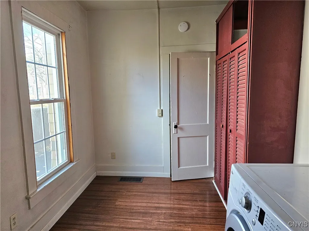 305 Highland Avenue, Dewitt, New York 13057, De Witt, New York 13057, 4 Bedrooms Bedrooms, ,3 BathroomsBathrooms,Residential,For Sale,305 Highland Avenue, Dewitt, New York 13057,0,S1649979