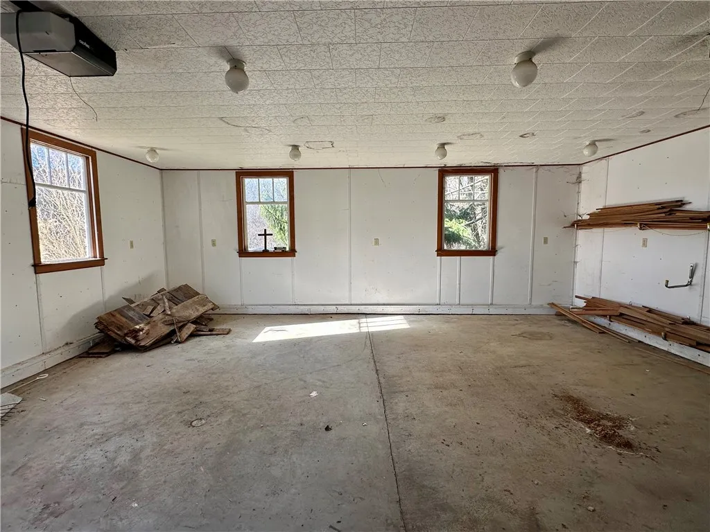 246 South Marvin Street, Smethport Boro, Pennsylva, Smethport Boro, Pennsylvania 16749, 4 Bedrooms Bedrooms, 10 Rooms Rooms,2 BathroomsBathrooms,Residential,For Sale,246 South Marvin Street, Smethport Boro, Pennsylva,0,R1649972