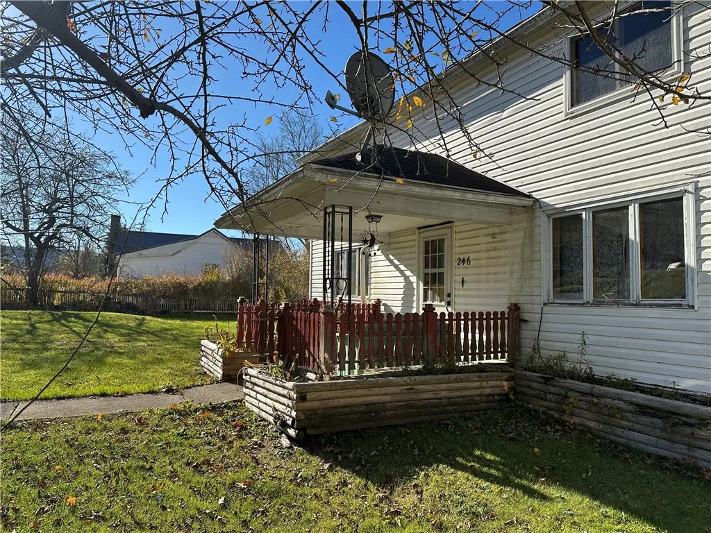 246 South Marvin Street, Smethport Boro, Pennsylva, Smethport Boro, Pennsylvania 16749, 4 Bedrooms Bedrooms, 10 Rooms Rooms,2 BathroomsBathrooms,Residential,For Sale,246 South Marvin Street, Smethport Boro, Pennsylva,0,R1649972