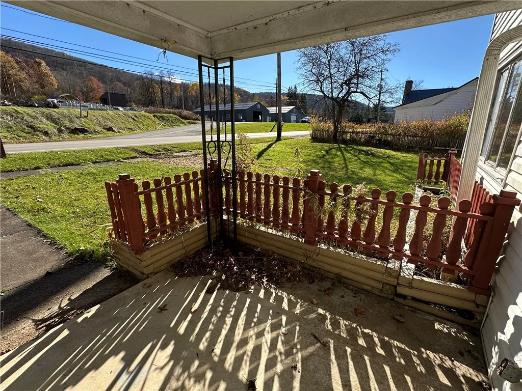 246 South Marvin Street, Smethport Boro, Pennsylva, Smethport Boro, Pennsylvania 16749, 4 Bedrooms Bedrooms, 10 Rooms Rooms,2 BathroomsBathrooms,Residential,For Sale,246 South Marvin Street, Smethport Boro, Pennsylva,0,R1649972