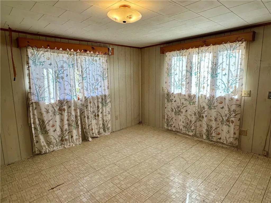 246 South Marvin Street, Smethport Boro, Pennsylva, Smethport Boro, Pennsylvania 16749, 4 Bedrooms Bedrooms, 10 Rooms Rooms,2 BathroomsBathrooms,Residential,For Sale,246 South Marvin Street, Smethport Boro, Pennsylva,0,R1649972