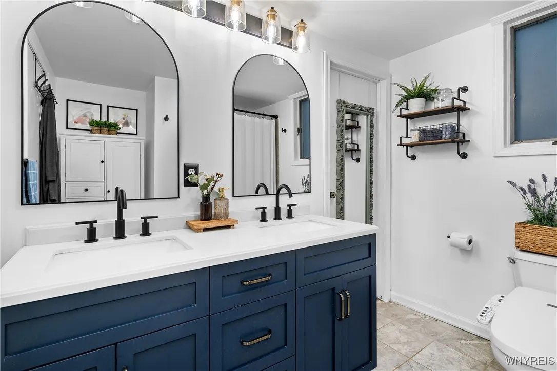 560 Persons Street, Aurora, New York 14052, Aurora, New York 14052, 2 Bedrooms Bedrooms, 6 Rooms Rooms,1 BathroomBathrooms,Residential,For Sale,560 Persons Street, Aurora, New York 14052,0,B1649981