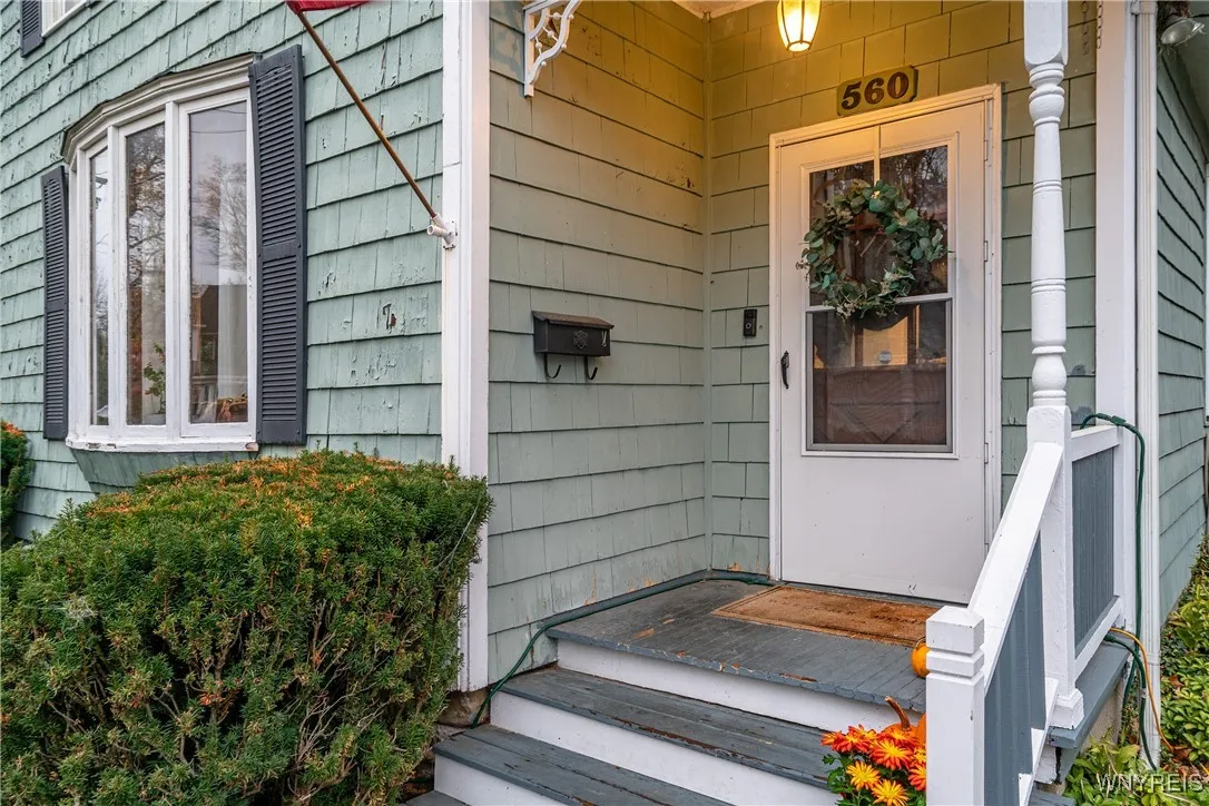 560 Persons Street, Aurora, New York 14052, Aurora, New York 14052, 2 Bedrooms Bedrooms, 6 Rooms Rooms,1 BathroomBathrooms,Residential,For Sale,560 Persons Street, Aurora, New York 14052,0,B1649981