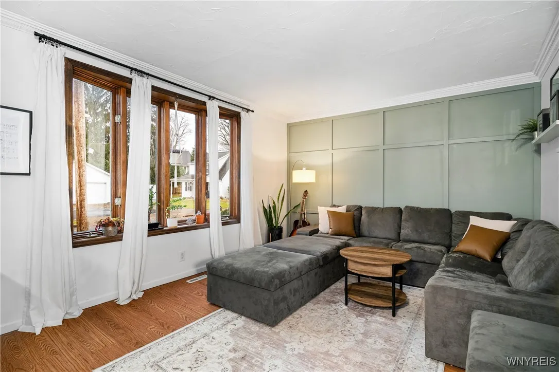 560 Persons Street, Aurora, New York 14052, Aurora, New York 14052, 2 Bedrooms Bedrooms, 6 Rooms Rooms,1 BathroomBathrooms,Residential,For Sale,560 Persons Street, Aurora, New York 14052,0,B1649981